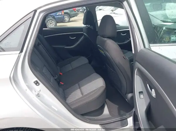 KMHD35LH7GU338517 2016 HYUNDAI ELANTRA - Image 8