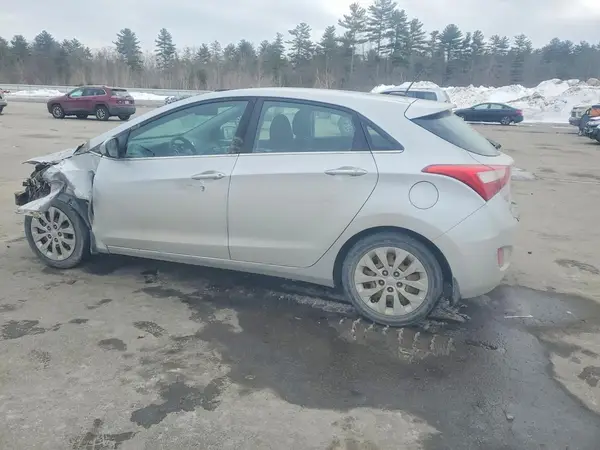 KMHD35LH7GU342423 2016 HYUNDAI ELANTRA - Image 2