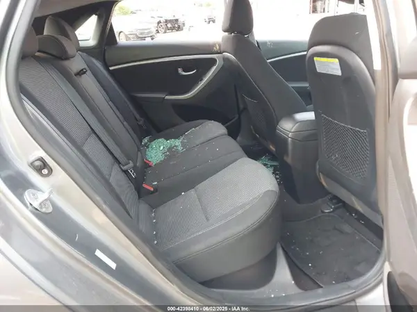 KMHD35LH7HU353293 2017 HYUNDAI ELANTRA - Image 8