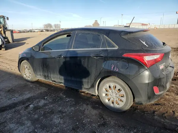 KMHD35LH7HU354279 2017 HYUNDAI ELANTRA - Image 2