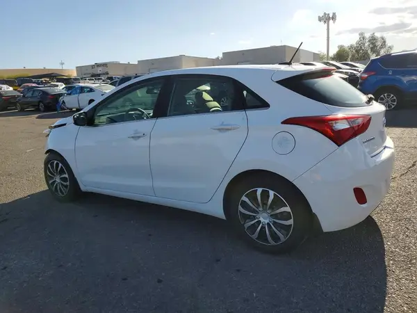 KMHD35LH7HU355304 2017 HYUNDAI ELANTRA - Image 2