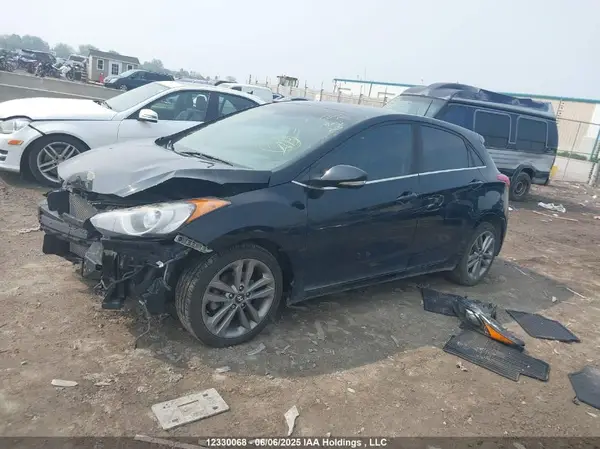 KMHD35LH7HU356033 2017 HYUNDAI ELANTRA - Image 2