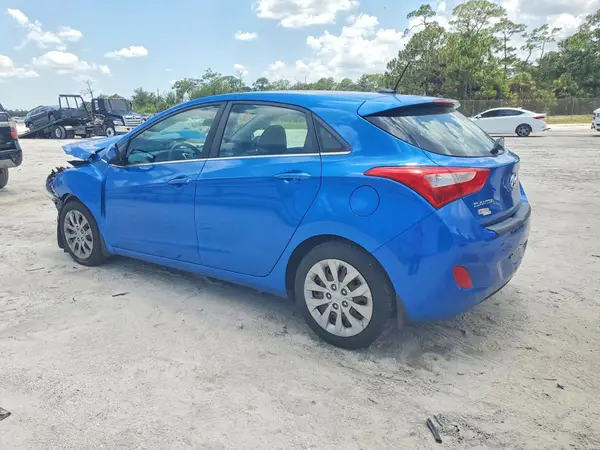 KMHD35LH7HU360017 2017 HYUNDAI ELANTRA - Image 2