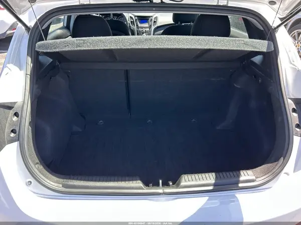 KMHD35LH7HU367047 2017 HYUNDAI ELANTRA - Image 8
