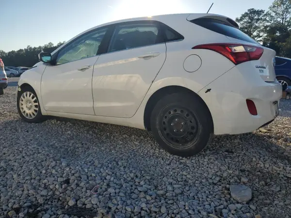 KMHD35LH7HU367260 2017 HYUNDAI ELANTRA - Image 2