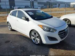 KMHD35LH7HU369882 2017 HYUNDAI ELANTRA