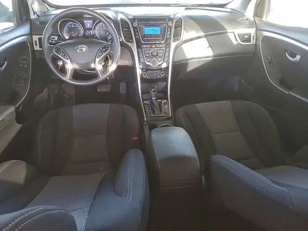 KMHD35LH7HU381529 2017 HYUNDAI ELANTRA - Image 8
