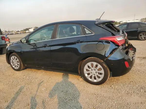 KMHD35LH7HU381725 2017 HYUNDAI ELANTRA - Image 2