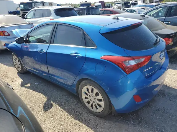 KMHD35LH7HU382356 2017 HYUNDAI ELANTRA - Image 2