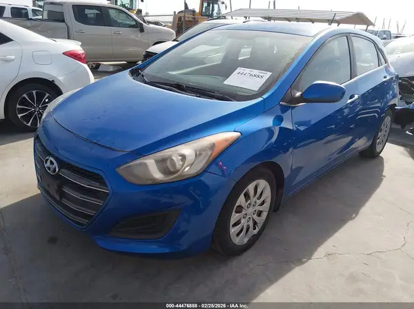 KMHD35LH7HU382552 2017 HYUNDAI ELANTRA - Image 2