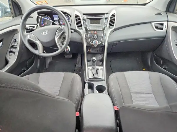 KMHD35LH7HU383149 2017 HYUNDAI ELANTRA - Image 8