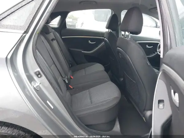 KMHD35LH7HU383779 2017 HYUNDAI ELANTRA - Image 8