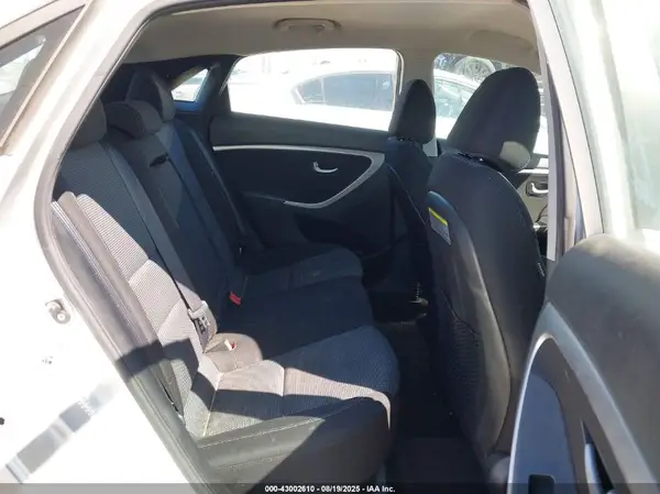 KMHD35LH8GU252794 2016 HYUNDAI ELANTRA - Image 8