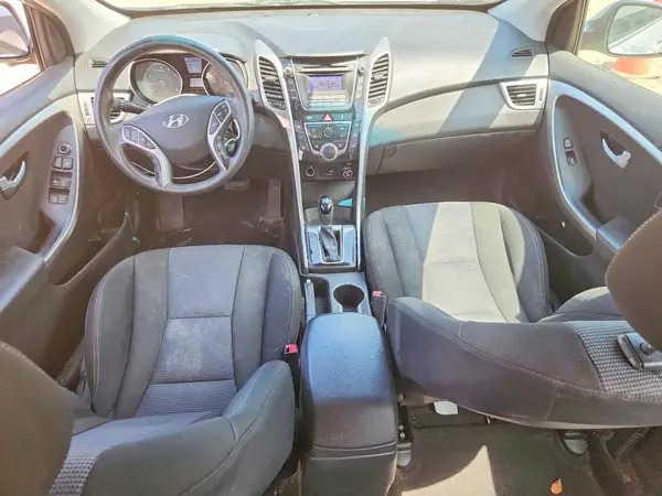 KMHD35LH8GU252875 2016 HYUNDAI ELANTRA - Image 8