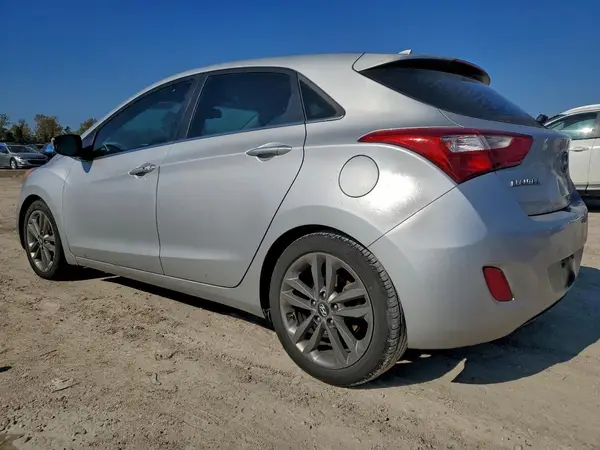 KMHD35LH8GU254920 2016 HYUNDAI ELANTRA - Image 2