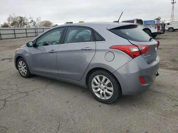 KMHD35LH8GU255548 2016 HYUNDAI ELANTRA - Image 2