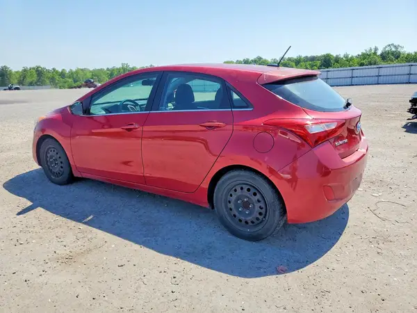 KMHD35LH8GU256005 2016 HYUNDAI ELANTRA - Image 2
