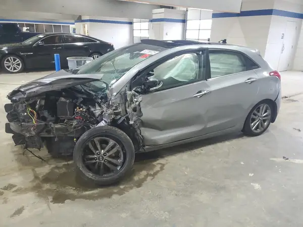 KMHD35LH8GU258367 2016 HYUNDAI ELANTRA - Image 1