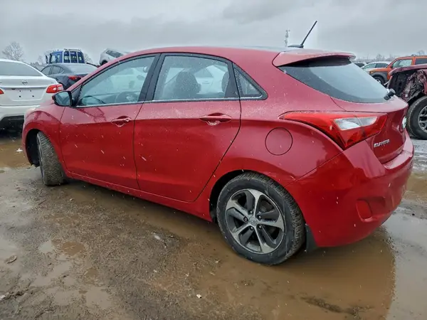KMHD35LH8GU260068 2016 HYUNDAI ELANTRA - Image 2