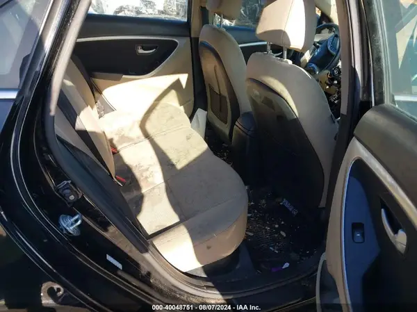 KMHD35LH8GU261060 2016 HYUNDAI ELANTRA - Image 8