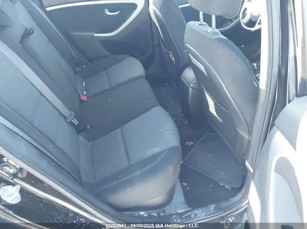 KMHD35LH8GU270034 2016 HYUNDAI ELANTRA - Image 8