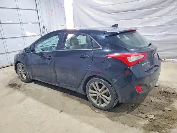 KMHD35LH8GU270213 2016 HYUNDAI ELANTRA - Image 2