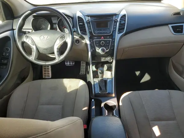KMHD35LH8GU270650 2016 HYUNDAI ELANTRA - Image 8