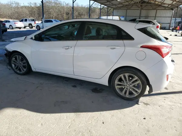 KMHD35LH8GU270860 2016 HYUNDAI ELANTRA - Image 2