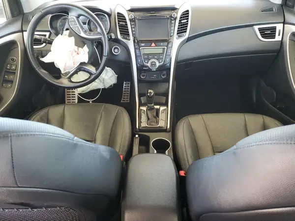 KMHD35LH8GU270860 2016 HYUNDAI ELANTRA - Image 8