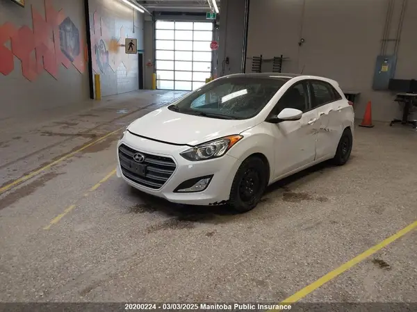 KMHD35LH8GU272169 2016 HYUNDAI ELANTRA - Image 2