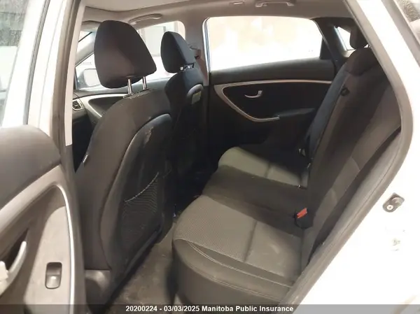 KMHD35LH8GU272169 2016 HYUNDAI ELANTRA - Image 8