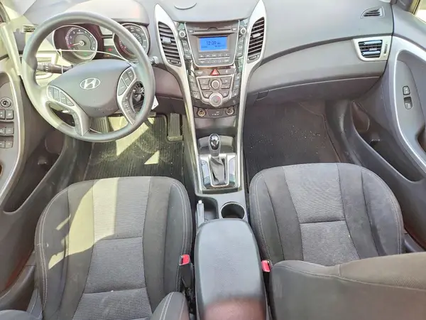 KMHD35LH8GU272561 2016 HYUNDAI ELANTRA - Image 8