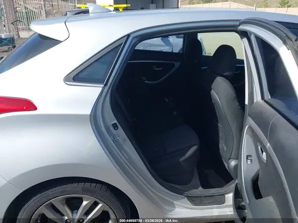 KMHD35LH8GU286704 2016 HYUNDAI ELANTRA - Image 8