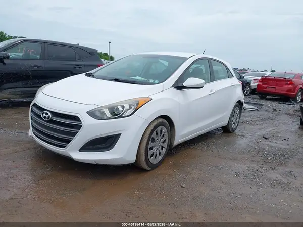 KMHD35LH8GU287299 2016 HYUNDAI ELANTRA - Image 2