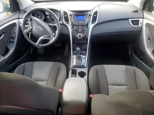 KMHD35LH8GU287965 2016 HYUNDAI ELANTRA - Image 8