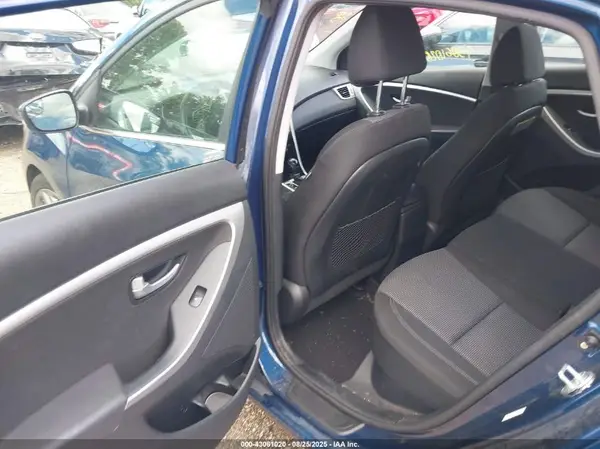 KMHD35LH8GU293278 2016 HYUNDAI ELANTRA - Image 8