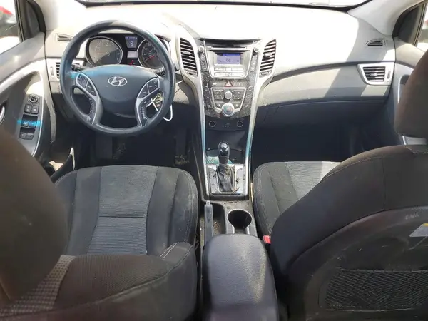 KMHD35LH8GU301640 2016 HYUNDAI ELANTRA - Image 8