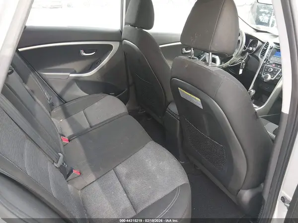 KMHD35LH8GU303436 2016 HYUNDAI ELANTRA - Image 8
