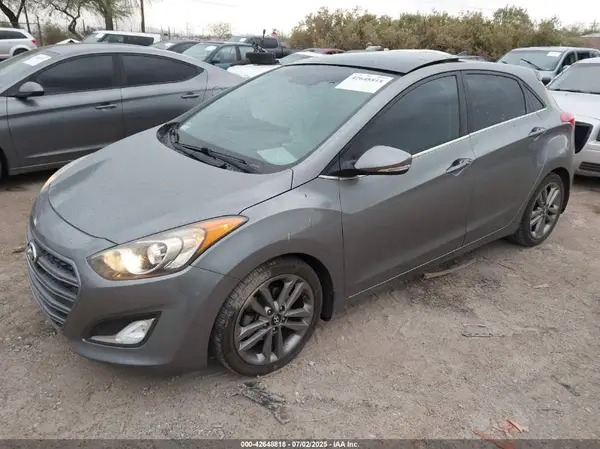 KMHD35LH8GU303551 2016 HYUNDAI ELANTRA - Image 2