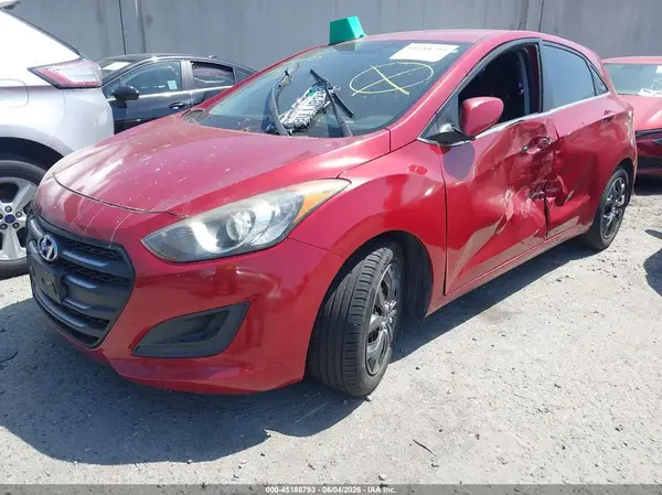KMHD35LH8GU307907 2016 HYUNDAI ELANTRA - Image 2