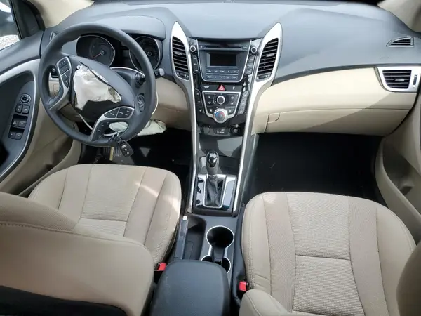 KMHD35LH8GU312315 2016 HYUNDAI ELANTRA - Image 8