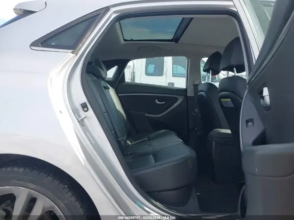 KMHD35LH8GU319054 2016 HYUNDAI ELANTRA - Image 8