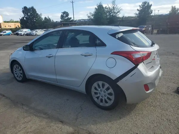 KMHD35LH8GU324495 2016 HYUNDAI ELANTRA - Image 2