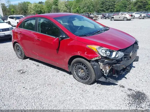 KMHD35LH8GU327400 2016 HYUNDAI ELANTRA - Image 1