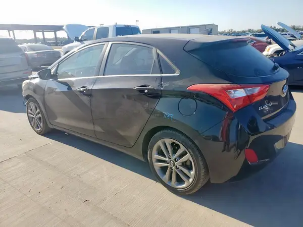 KMHD35LH8GU339045 2016 HYUNDAI ELANTRA - Image 2