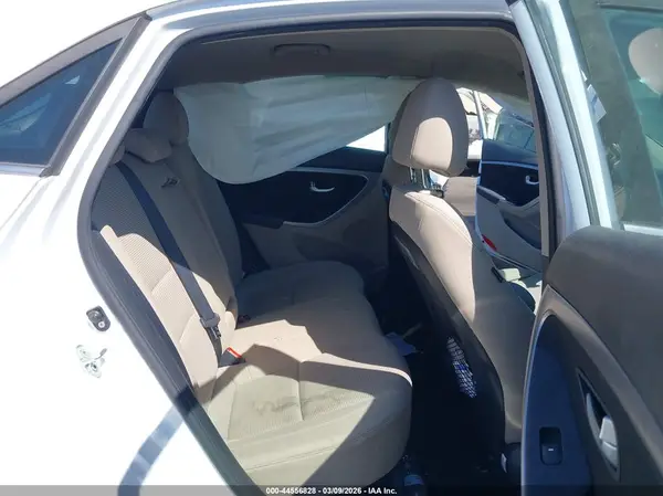 KMHD35LH8HU349852 2017 HYUNDAI ELANTRA - Image 8