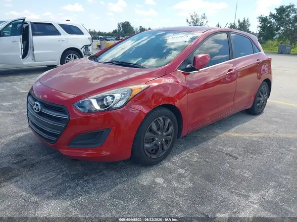 KMHD35LH8HU357482 2017 HYUNDAI ELANTRA - Image 2