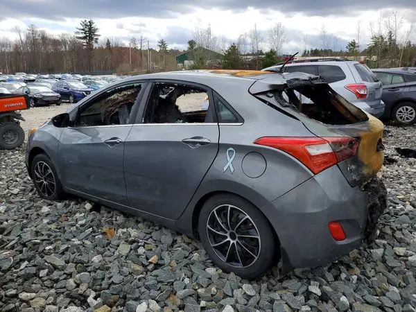 KMHD35LH8HU363671 2017 HYUNDAI ELANTRA - Image 2