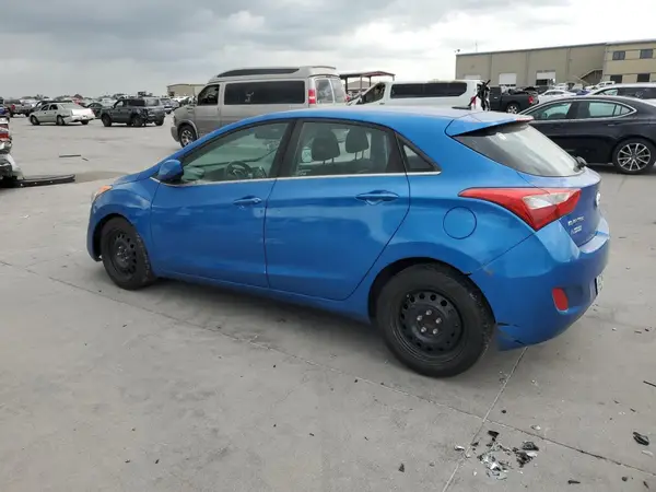 KMHD35LH8HU376484 2017 HYUNDAI ELANTRA - Image 2
