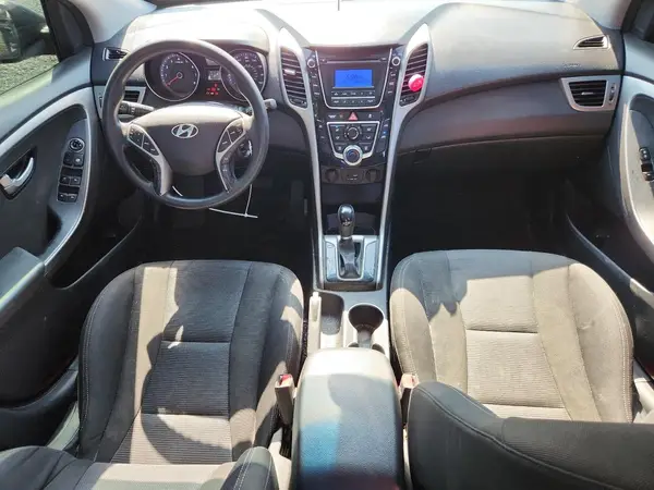KMHD35LH8HU378011 2017 HYUNDAI ELANTRA - Image 8